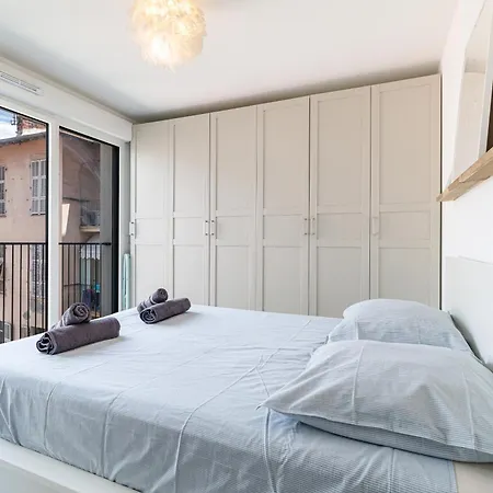 2 Pièces Lumineux Quartier Du Port *