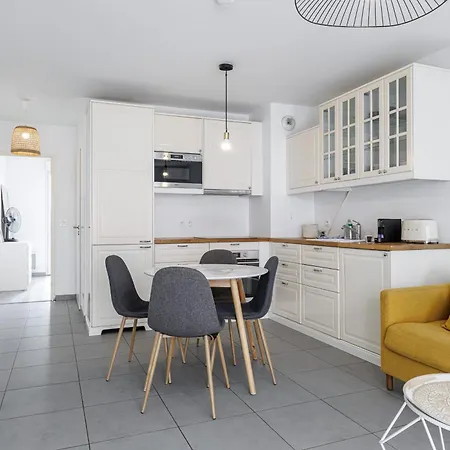 2 Pièces Lumineux Quartier Du Port * Nizza